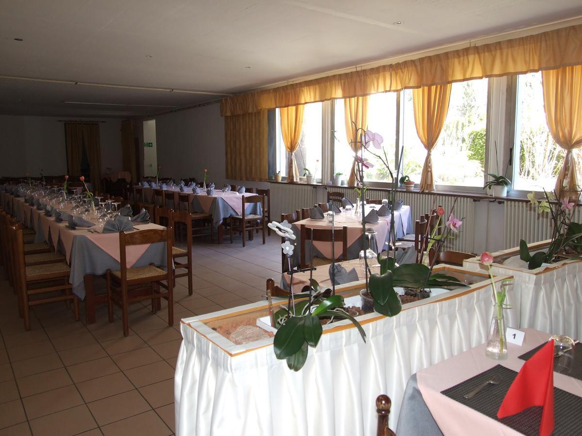 Hotel Osteria Rubino Acquarossa Exteriör bild