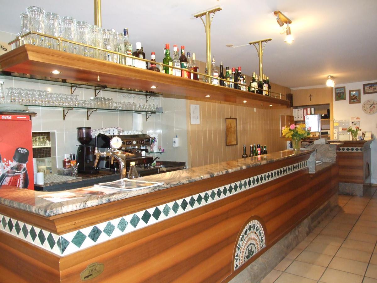 Hotel Osteria Rubino Acquarossa Exteriör bild
